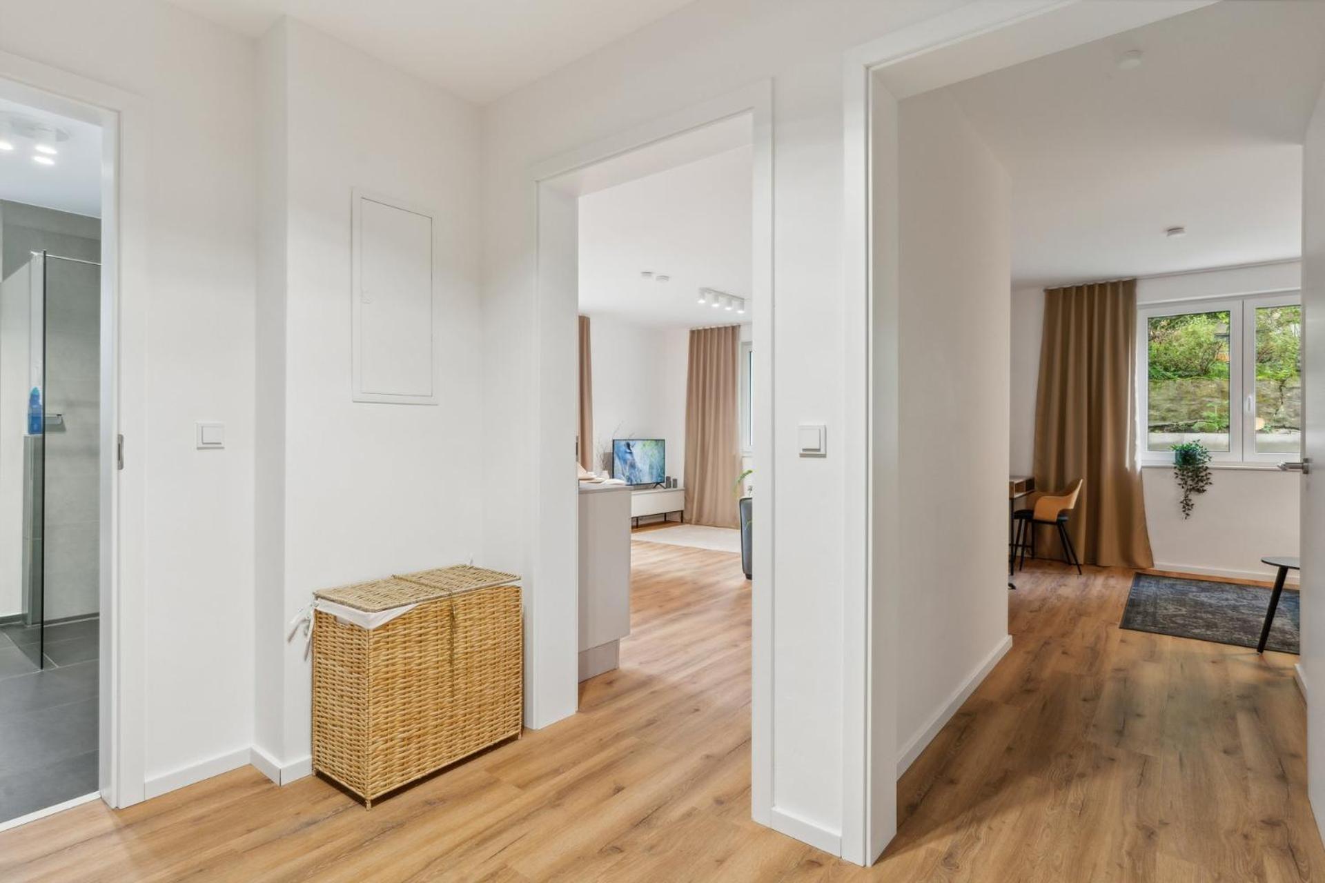 Zwei Apartments Fuer Bis Zu 8 Personen Zentral, Modern, Mit Terrasse & Balkon ビーレフェルト エクステリア 写真