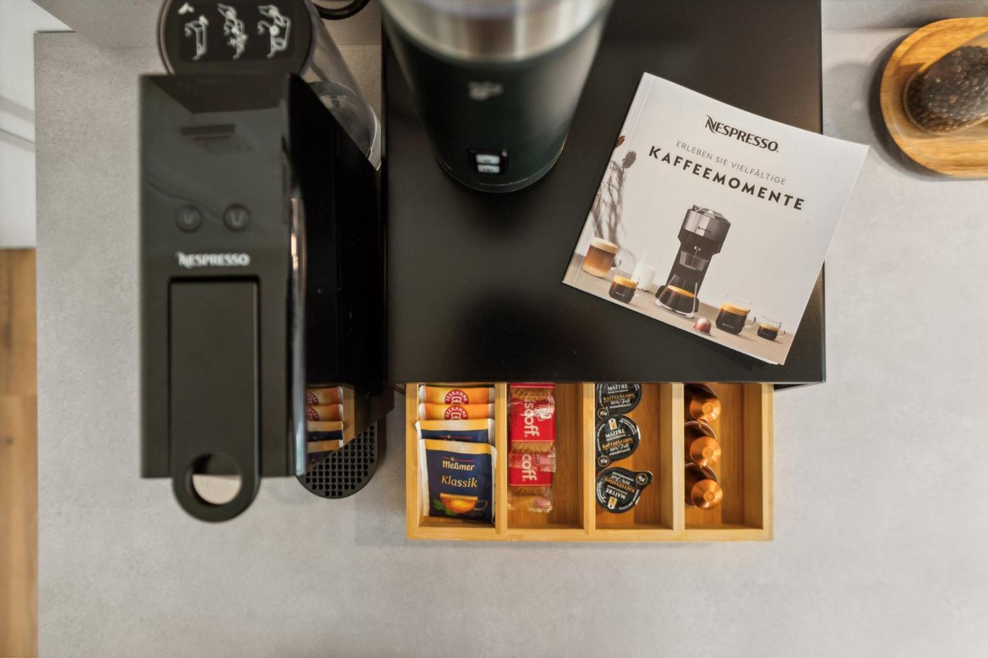 Zwei Apartments Fuer Bis Zu 8 Personen Zentral, Modern, Mit Terrasse & Balkon ビーレフェルト エクステリア 写真